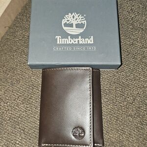 NEW Timberland Leather Wallet Tri-fold